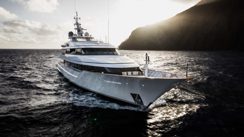 M/Y Solace · Yacht Charter